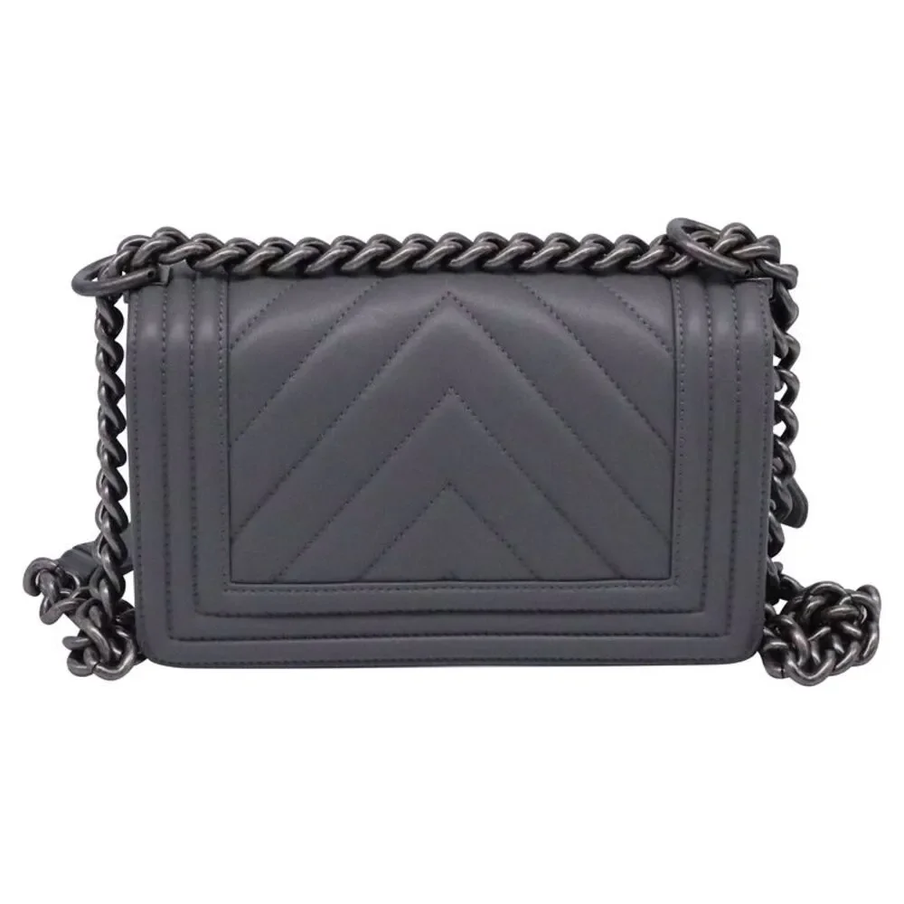Chanel Small Boy Flap Shoulder Bag in Grey Calf Leather